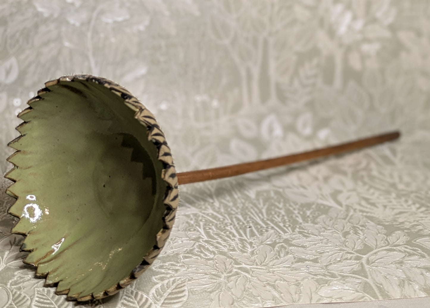 Garden Bee Bowl