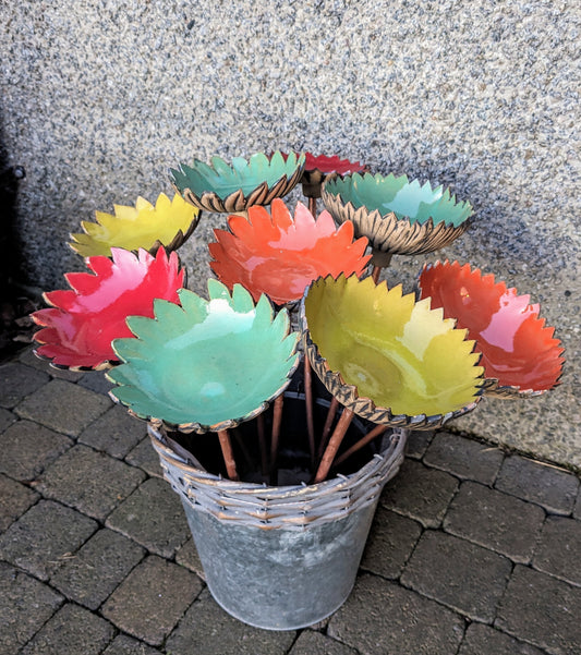 Garden Bee Bowl & Multicoloured Resting Stones